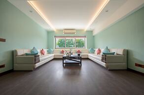 Roadies Rostel - Best Adventure Resort In Ahmedabad.