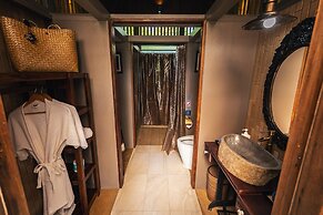 Yatika Boutique Resort