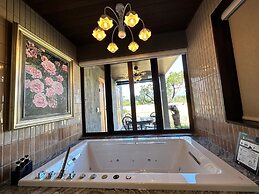 Yatika Boutique Resort