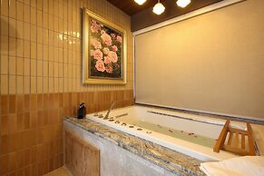 Yatika Boutique Resort