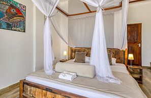 CInnamon Hotel