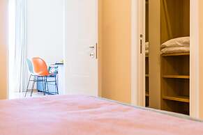 V. Emanuele apts by Wonderful Italy