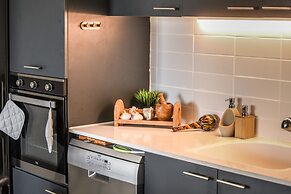 Cozy Nest Apartment with balcony