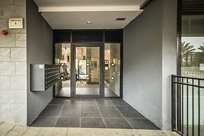 Cozy Nest Apartment with balcony