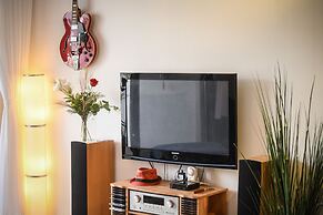 Cozy Nest Apartment with balcony