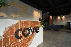 Cove W Suites