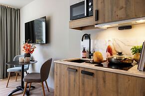 Stryn House - Hotel & Apartments