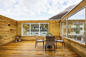 Stryn House - Hotel & Apartments