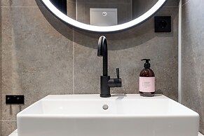 Stryn House - Hotel & Apartments