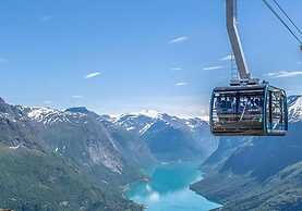 Stryn House - Hotel & Apartments