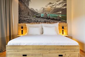 Stryn House - Hotel & Apartments