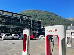 Stryn House - Hotel & Apartments