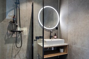 Stryn House - Hotel & Apartments