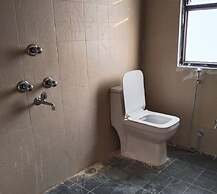 Buddha's Mirror Mountain Retreat