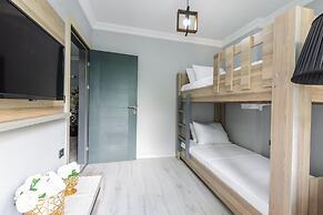 LİFE POOL SUİTE HOTEL