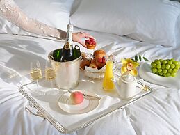 The Lana - Dorchester Collection