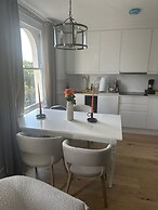 Abbey Road Luxury Modern Flat