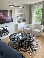 Abbey Road Luxury Modern Flat