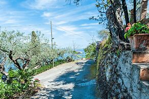 Casetta Amelia Apts by Wonderful Italy