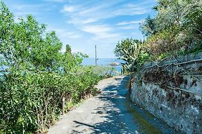 Casetta Amelia Apts by Wonderful Italy