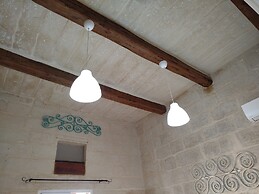 Limestone Sun Suites