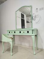 Limestone Sun Suites