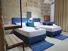 Limestone Sun Suites