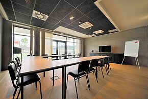 Greet Hotel Cernay Mulhouse