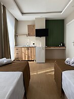 Red Castle Hotel & Pub