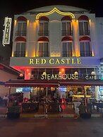 Red Castle Hotel & Pub