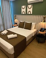 Red Castle Hotel & Pub