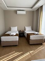 Red Castle Hotel & Pub