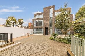 Portobello Rd - North Ken by Viridian Apartments