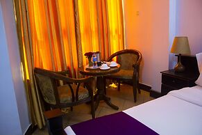 New Hotel Aquiline