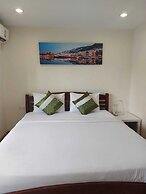 V Check Inn Sukhumvit 22