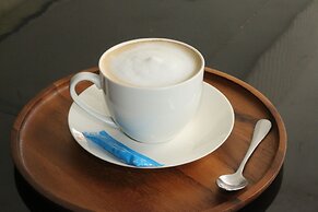 V Check Inn Sukhumvit 22