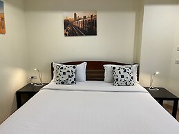 V Check Inn Sukhumvit 22