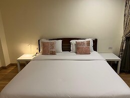 V Check Inn Sukhumvit 22