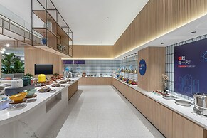 Holiday Inn Express Yinchuan Yuehai by IHG