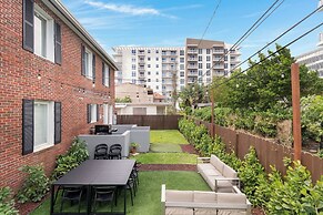 Roami at Bayview Place