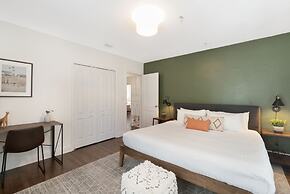 Roami at Bayview Place