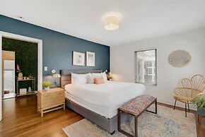 Roami at Bayview Place