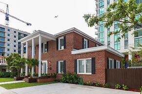 Roami at Bayview Place