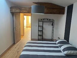 Les Deux Chênes