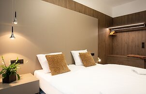 Luxury Prague Riverside Apartment