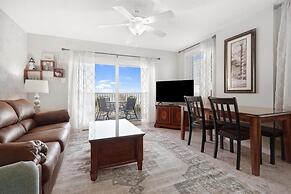 2br/2ba Sleeps 8, Beachfront w/ Pool