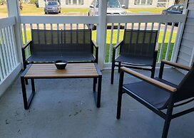 3br/2ba Full Condo w/ Pool & Gym, Sleeps 7