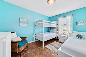 3br/2ba Full Condo w/ Pool & Gym, Sleeps 7