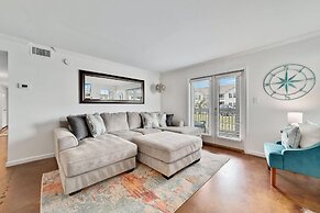 3br/2ba Full Condo w/ Pool & Gym, Sleeps 7