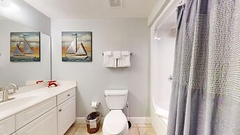 3br/3ba w/ Lazy River & Slide Sleeps 8